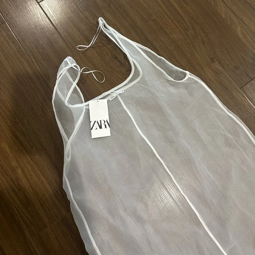 Zara | white organza dress overlay - Picture 5 of 5
